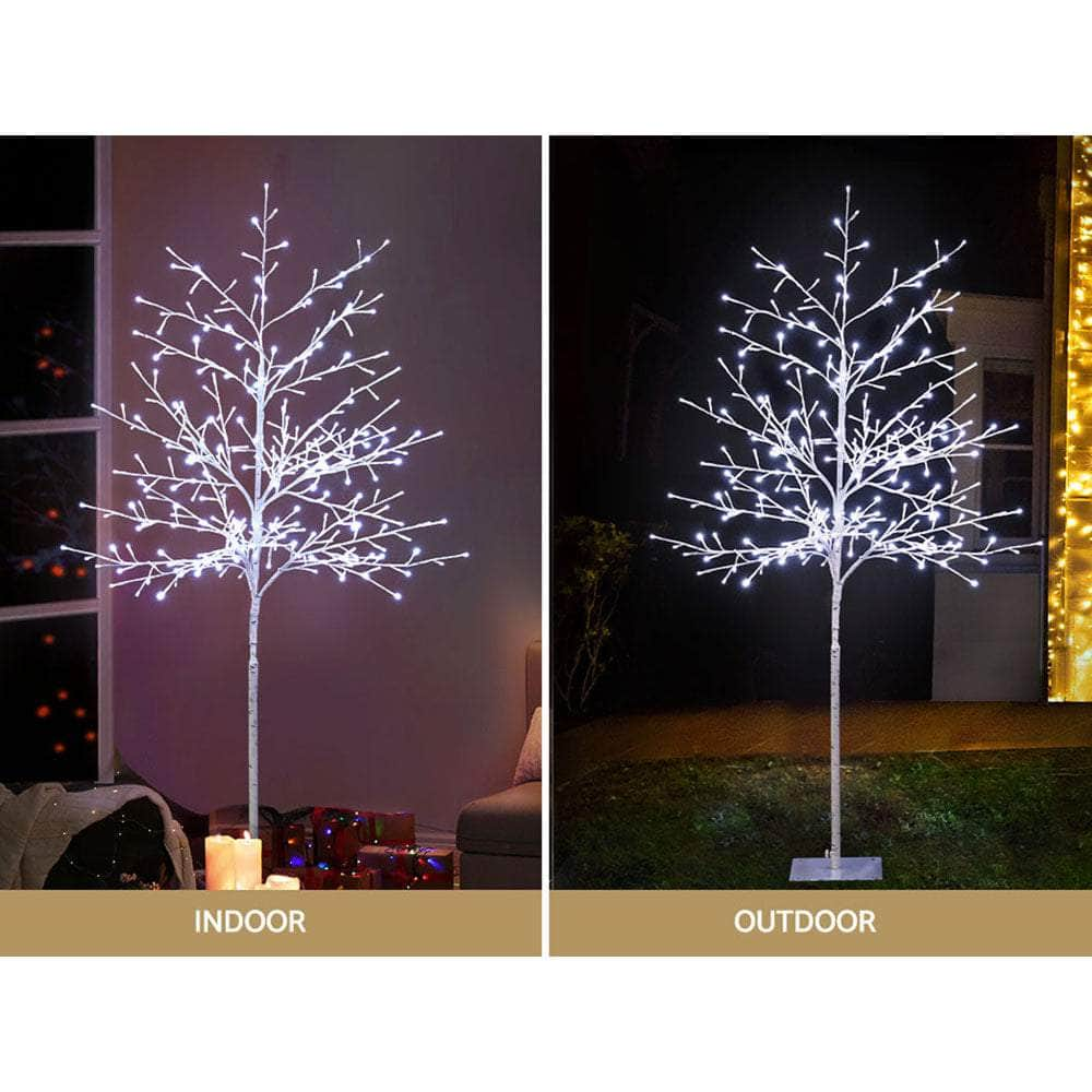 1.5M Solar Christmas Tree with 304 LED Lights