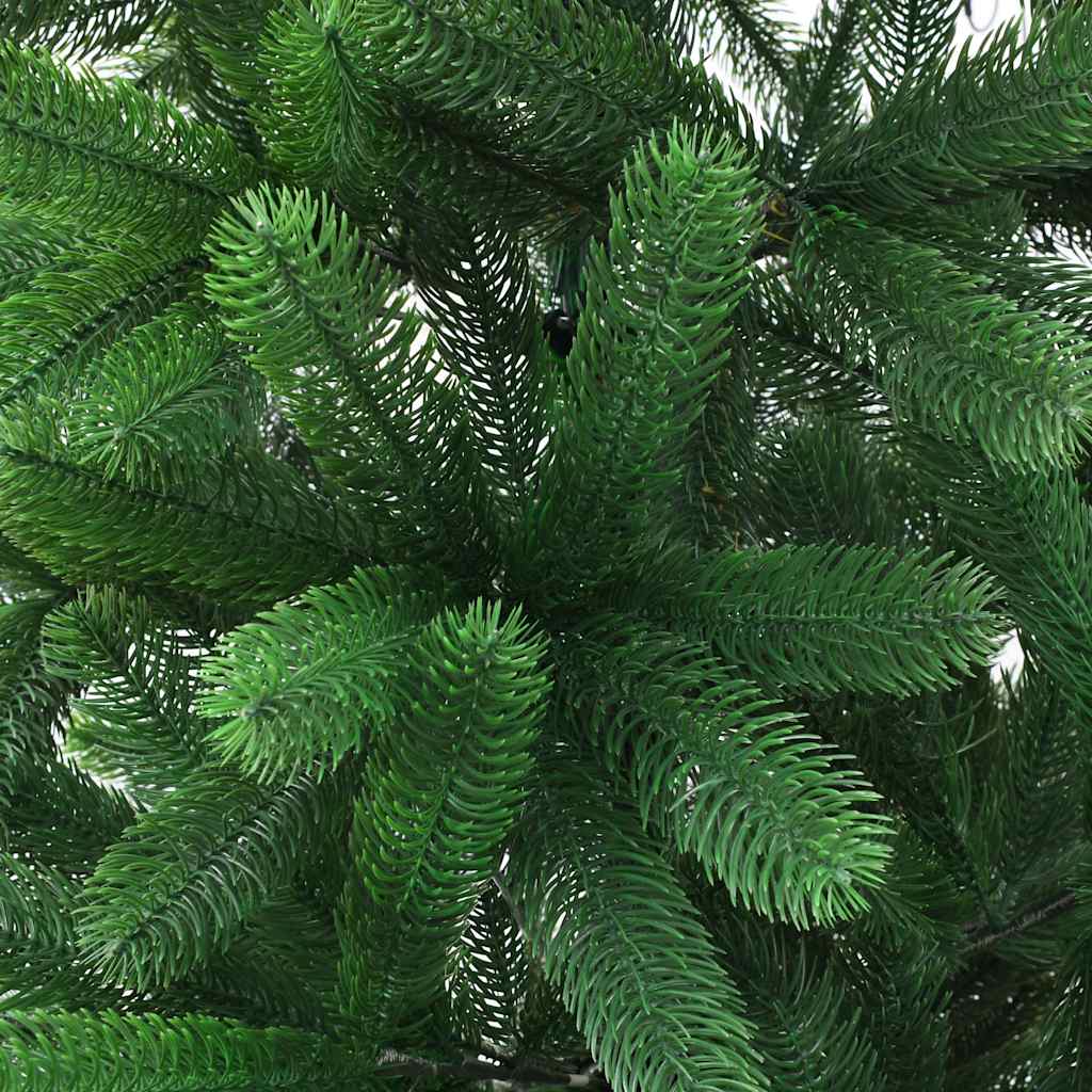 faux Christmas Tree 210  Lifelike Needles Green