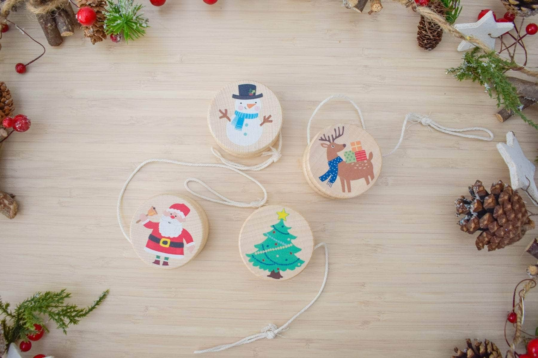 Christmas Yo-Yo Set Of 4Pcs