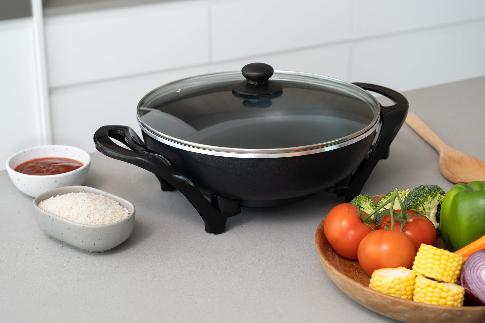 Large Electric Non-Stick Wok - 4.5L