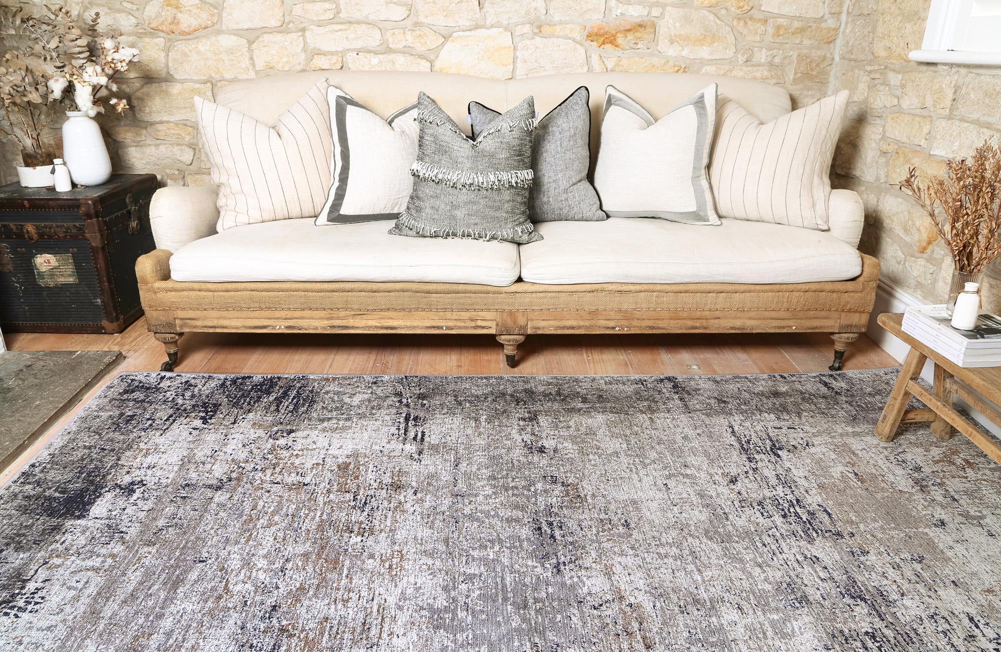 Stylish Elizabeth Ash Vintage Rug - 160x230