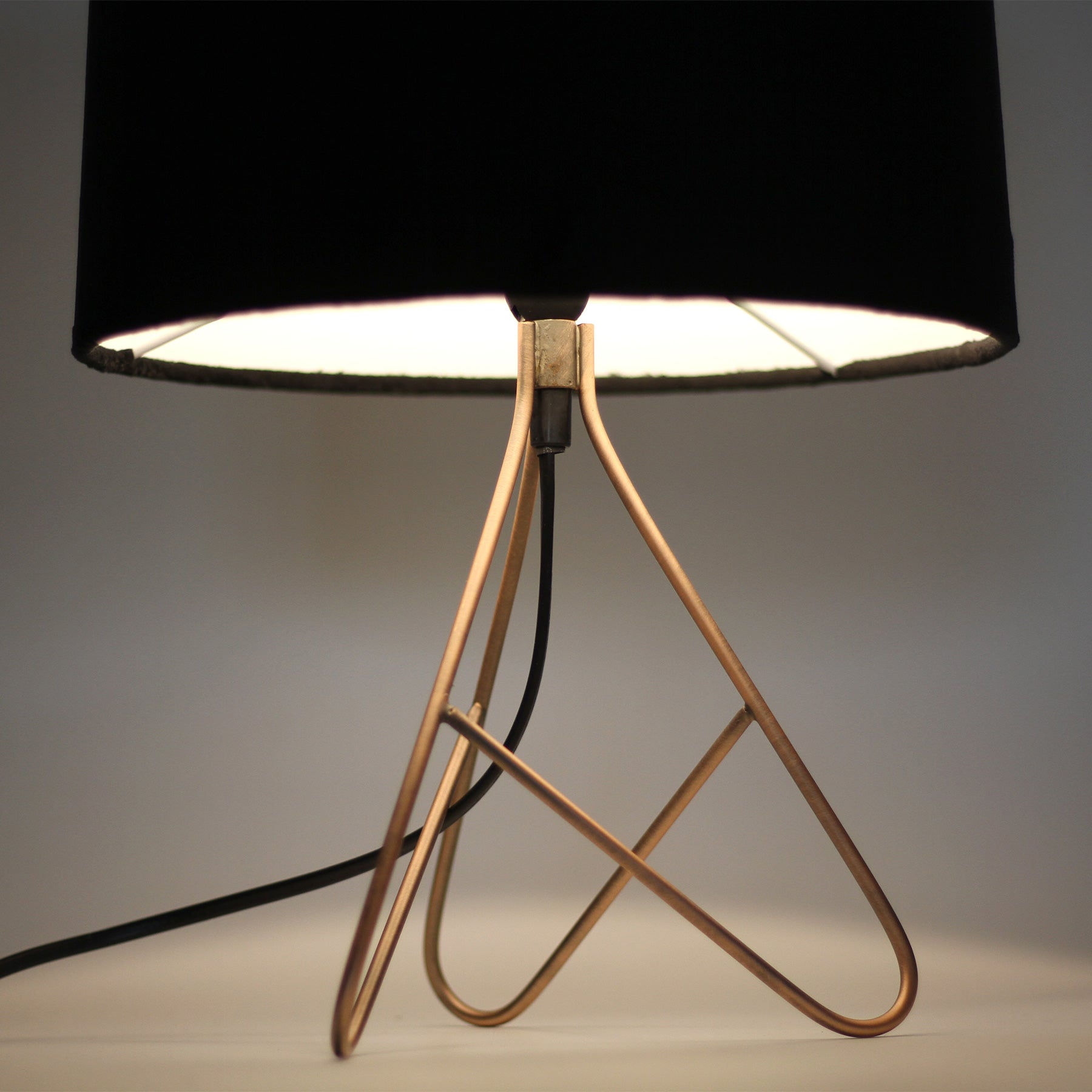 Modern Belira Table Lamp - Copper