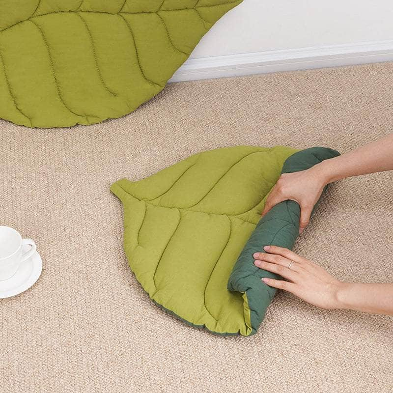 3 Pcs Yellow Leaf-Shaped Pet Sleeping Mat - Durable Dog Floor Pad & Cat Bed