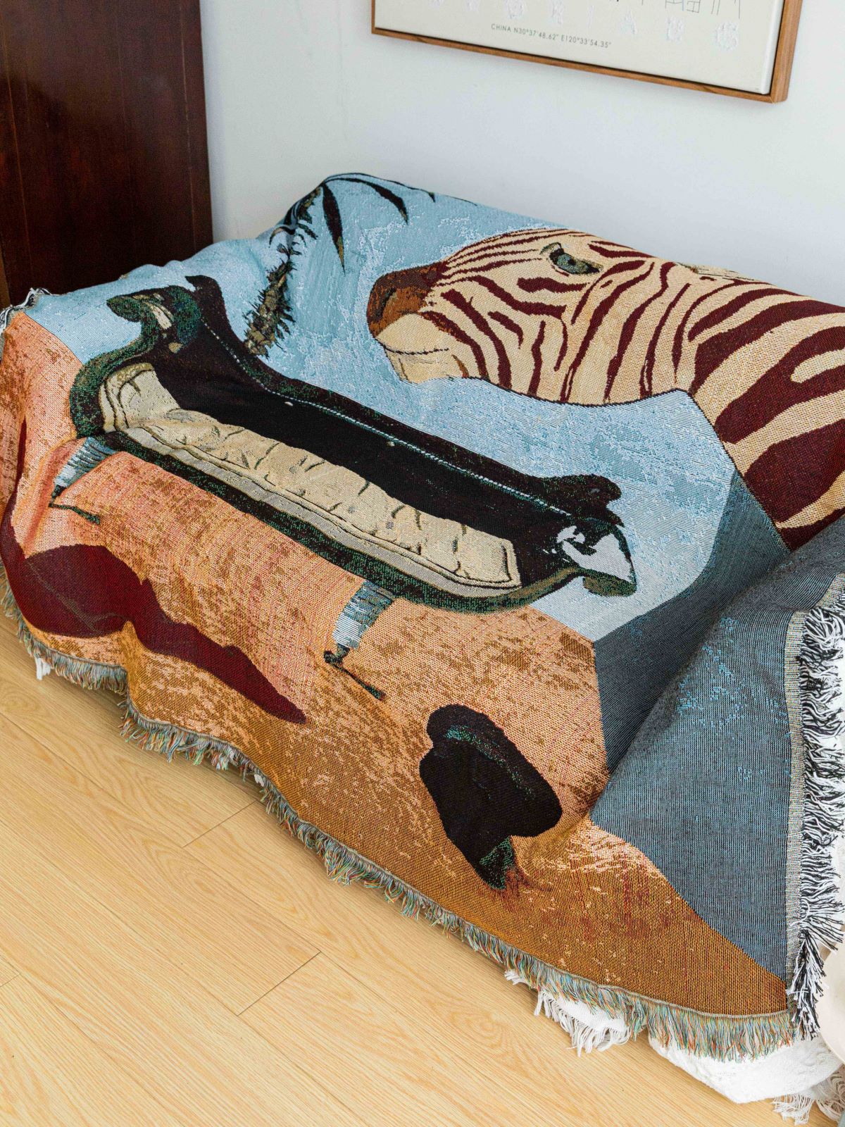 Safari-Inspired Woven Blanket - Artistic Tapestry Throw 160x130CM