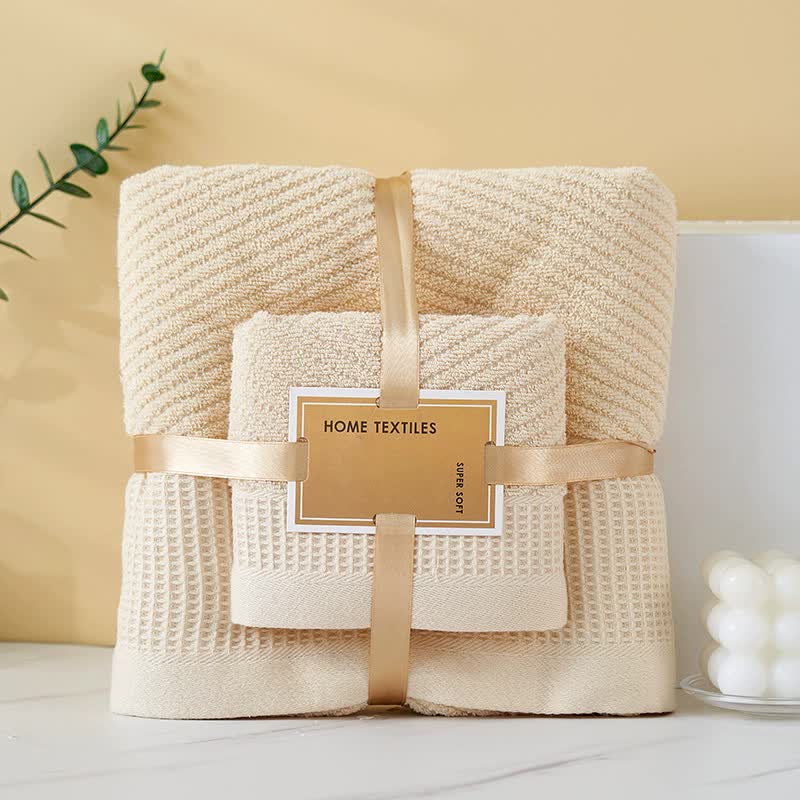 Luxurious Beige Towel Set - Diagonal Stripe Bath & Hand Towels