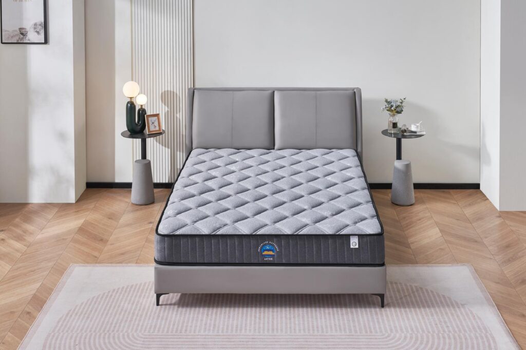 hybrid 22cms thickness euro top matttress-queen