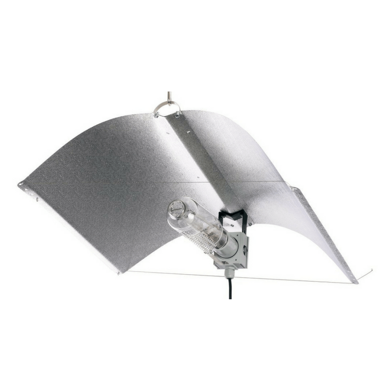 Avenger Adjusta Wing Reflector With Lamp Holder - 100 X 70Cm