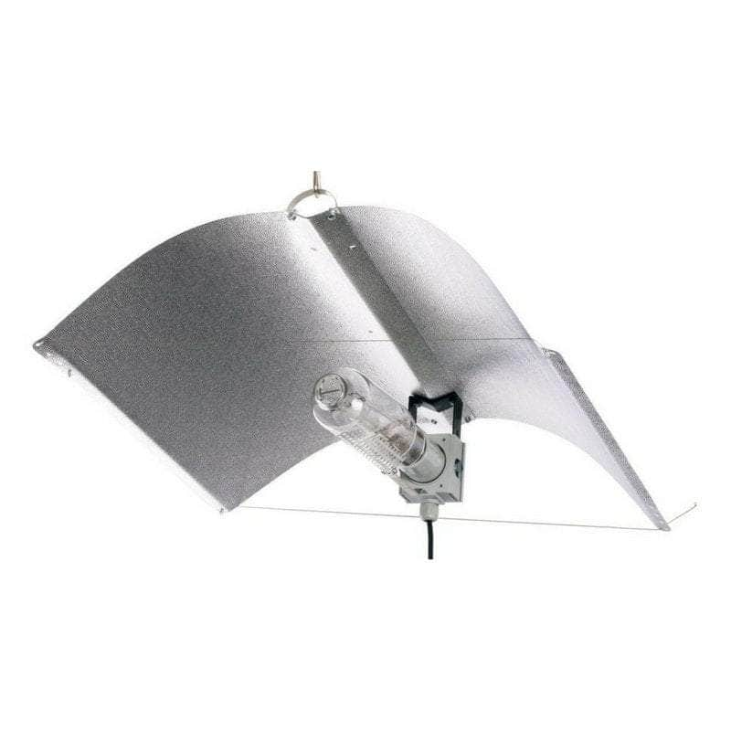 Avenger Adjusta Wing Reflector With Lamp Holder - 70 X 55Cm