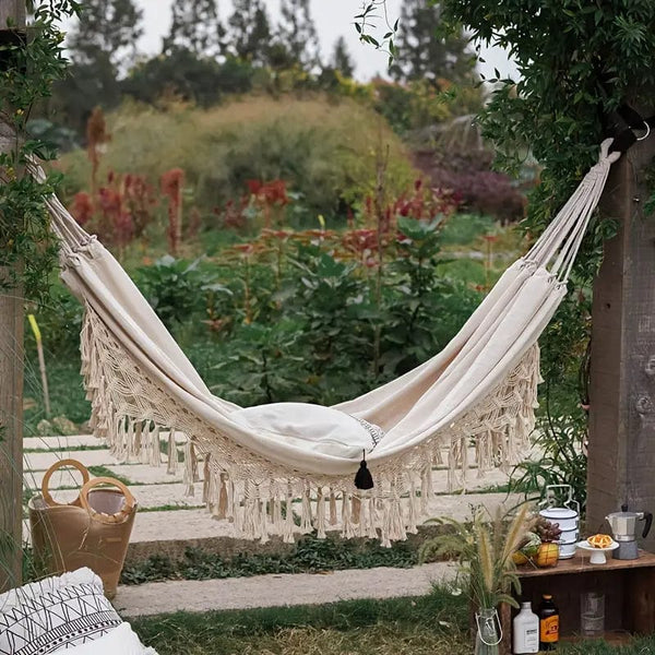 Knitted hammock online