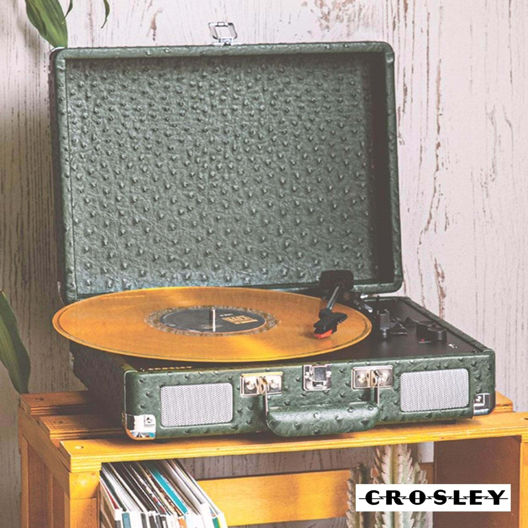 Cruiser Plus Bluetooth Turntable 3 Speed Ostrich Green