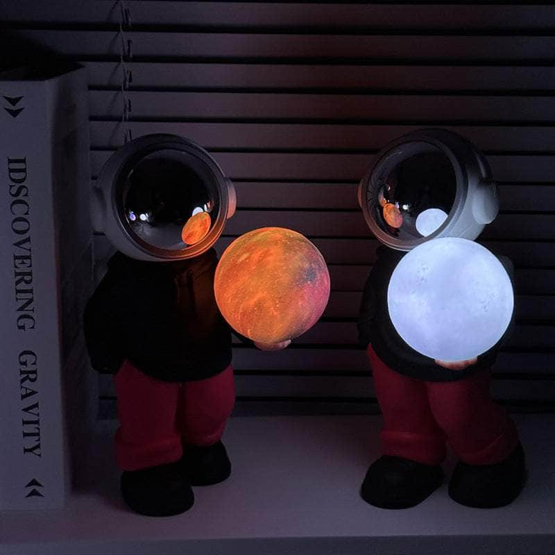 Holding the romantic moon Creative Astronaut Bluetooth Speaker