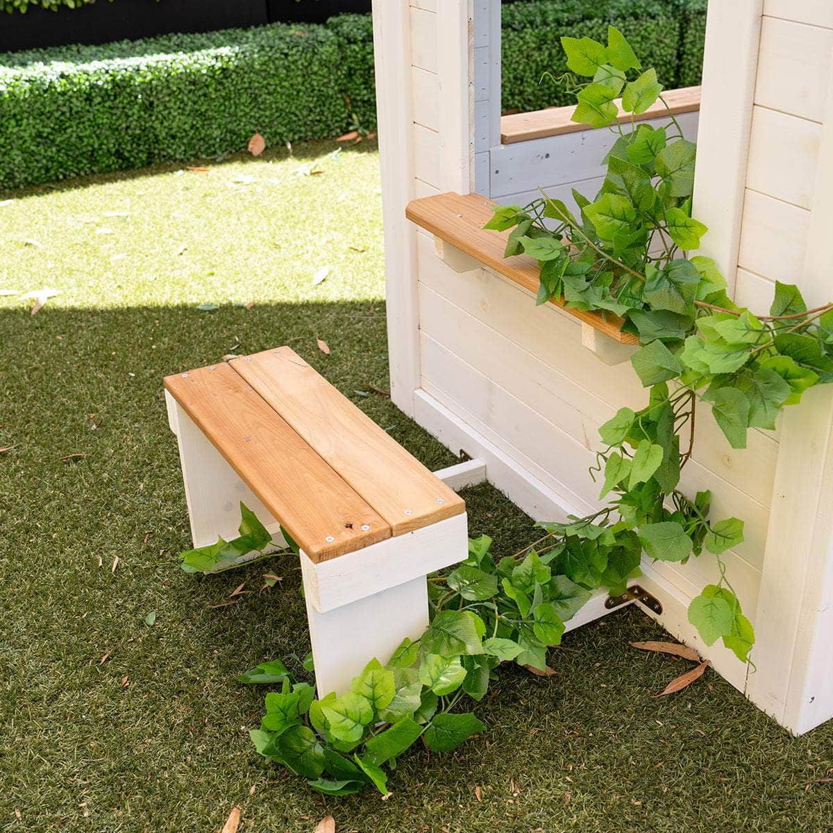 Kids Teddy Cubby House In White (V2) With Floor