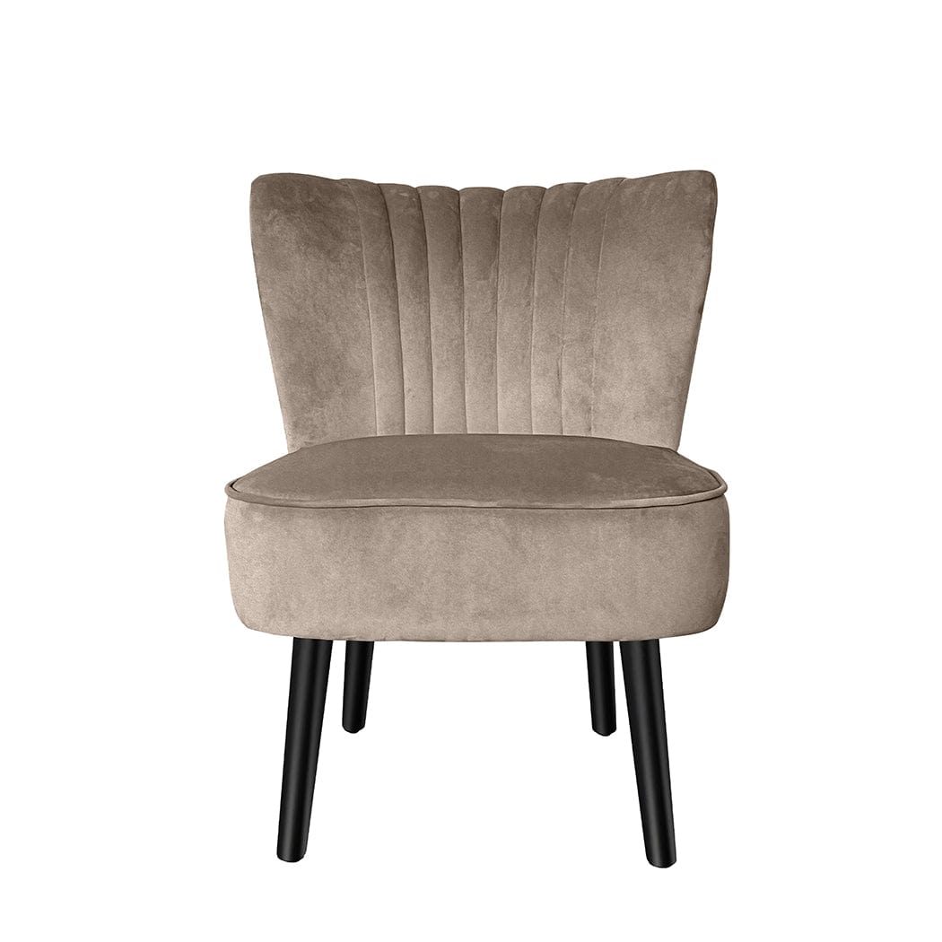 Shell Scallop Design: Black Velvet Accent Chair for Stylish Home