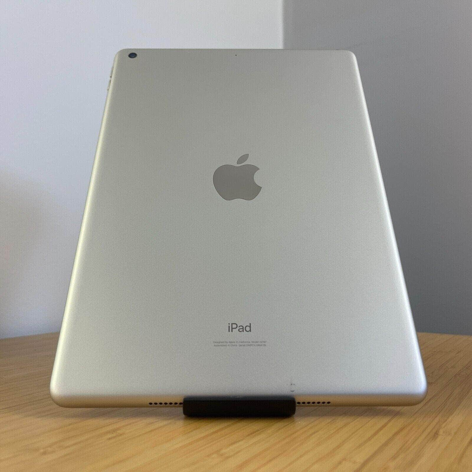 "Silver iPad 7th Gen 10.2” 32GB Wi-Fi - Refurbished"