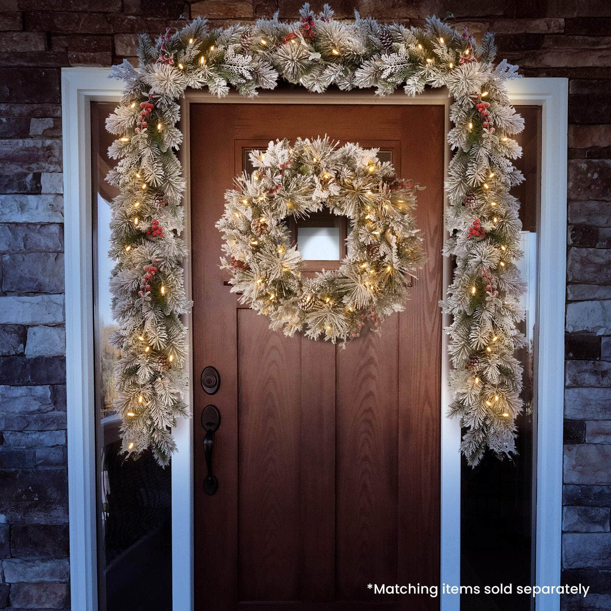 Snowy Bedford Christmas Wreath - 61cm