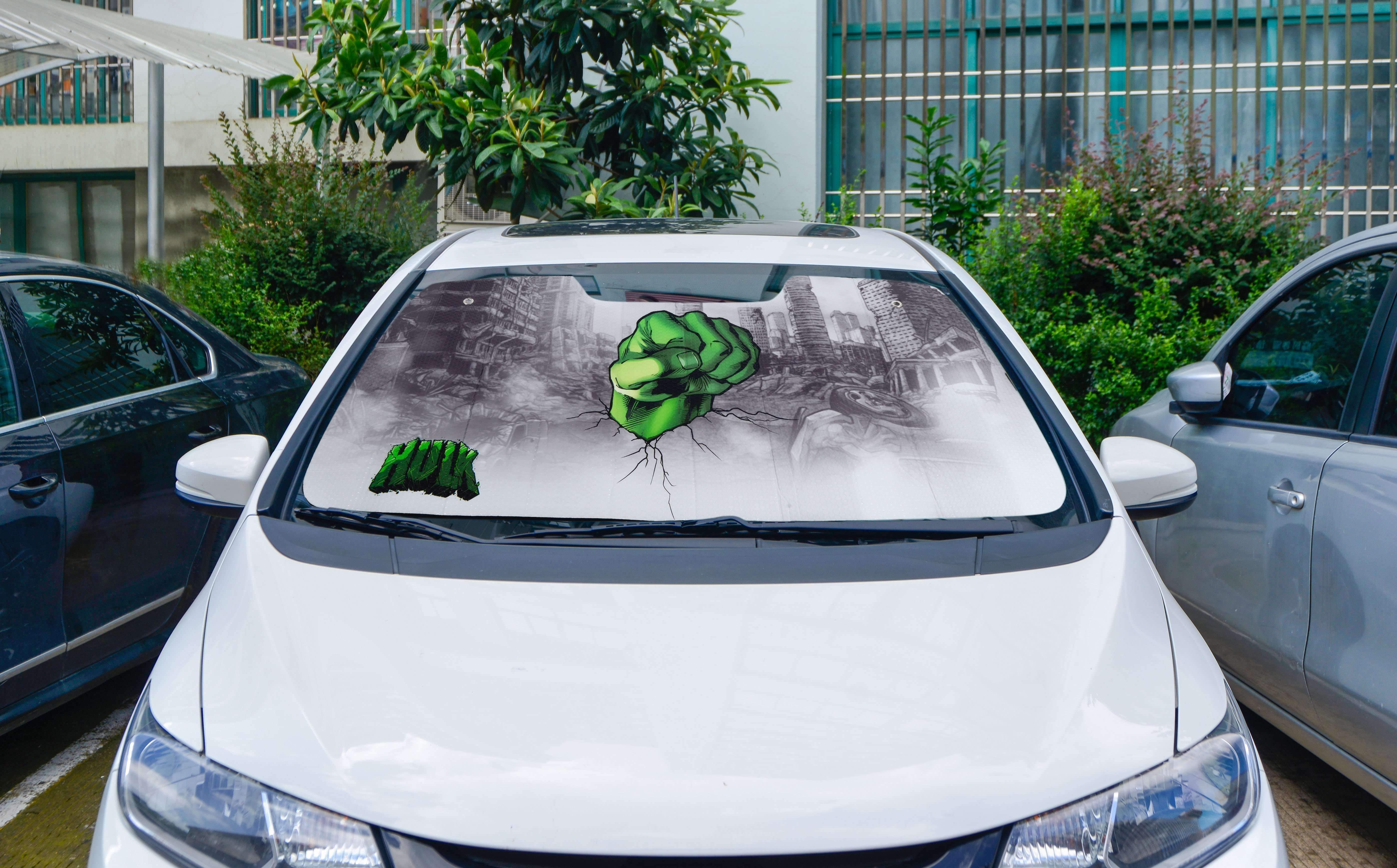 Auto Accessories Marvel Avengers Sun Shade [150cm x 70cm] - HULK