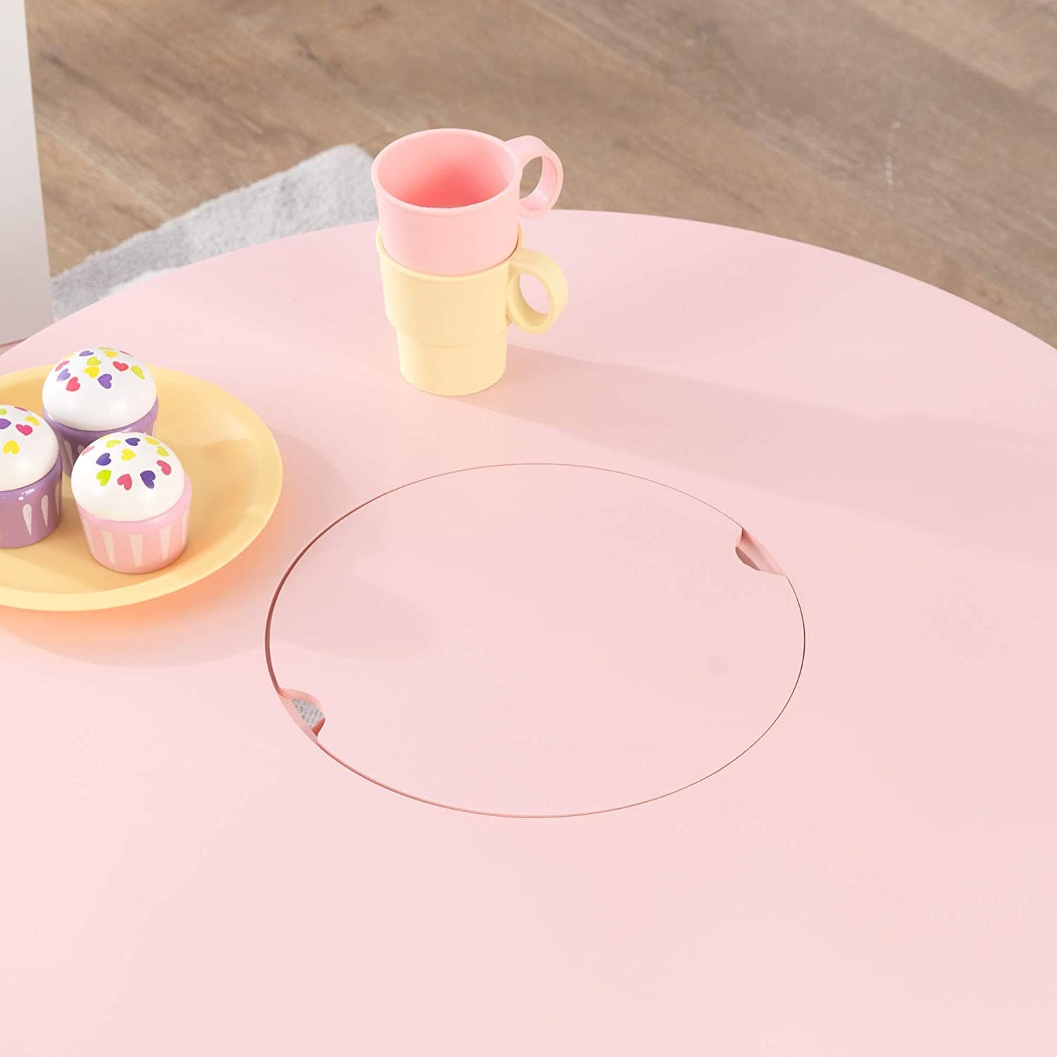 Round Table And 2 Chair Set For Children (White And Pink